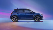 Renault-5 gold wheels.jpg